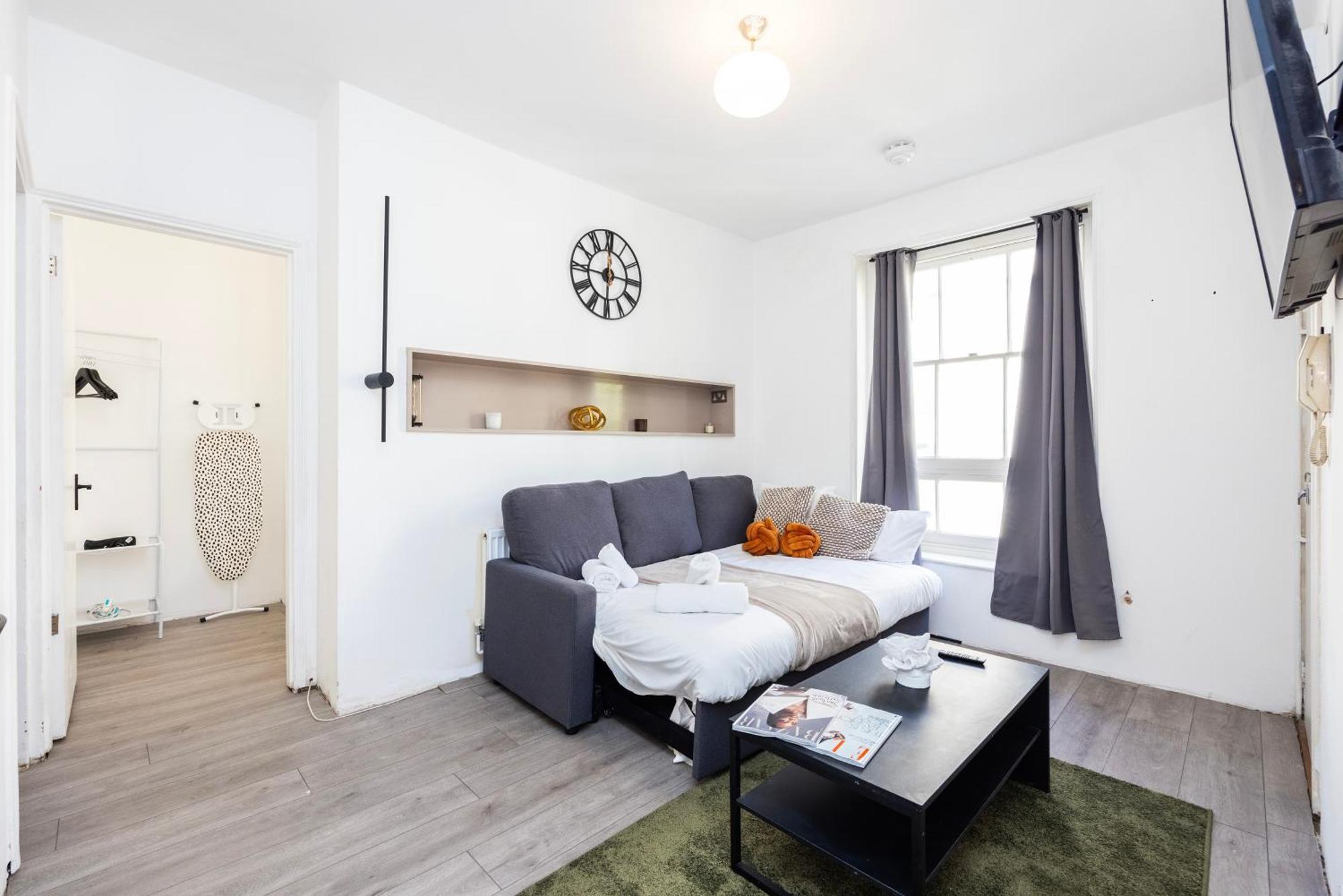 Cozy 2 Bedroom Near Old Street Station * Londra